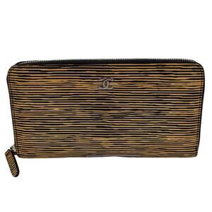 Chanel long zip-around wallet Yellow/Black